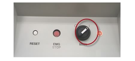 将 BM 装置上的主开关转到 [ | ] 侧并打开电源 [ ON ]