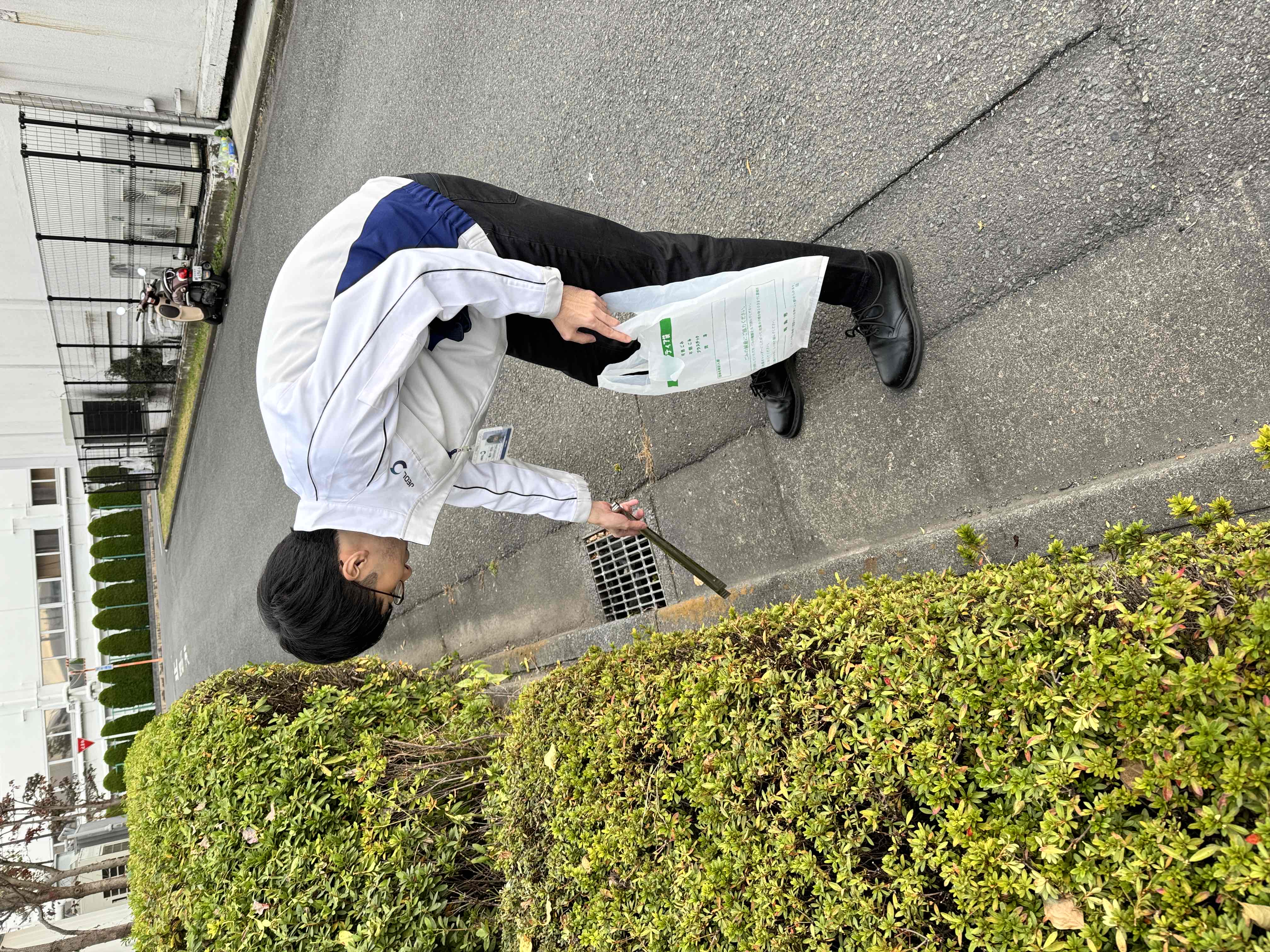 不要扔掉 JEOL 广告活动