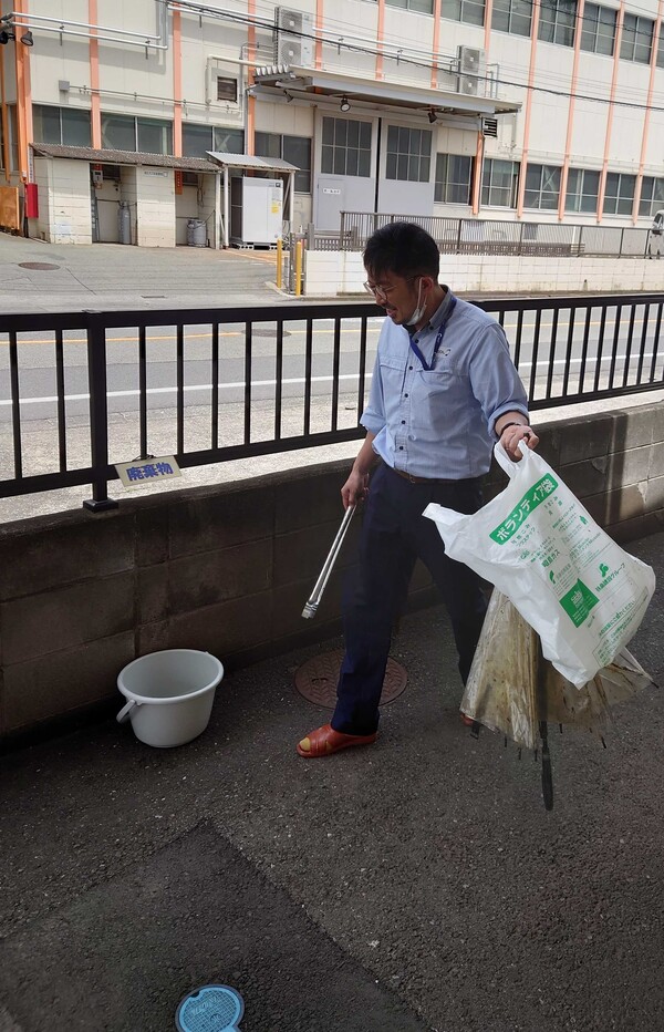 不要扔掉 JEOL 广告活动