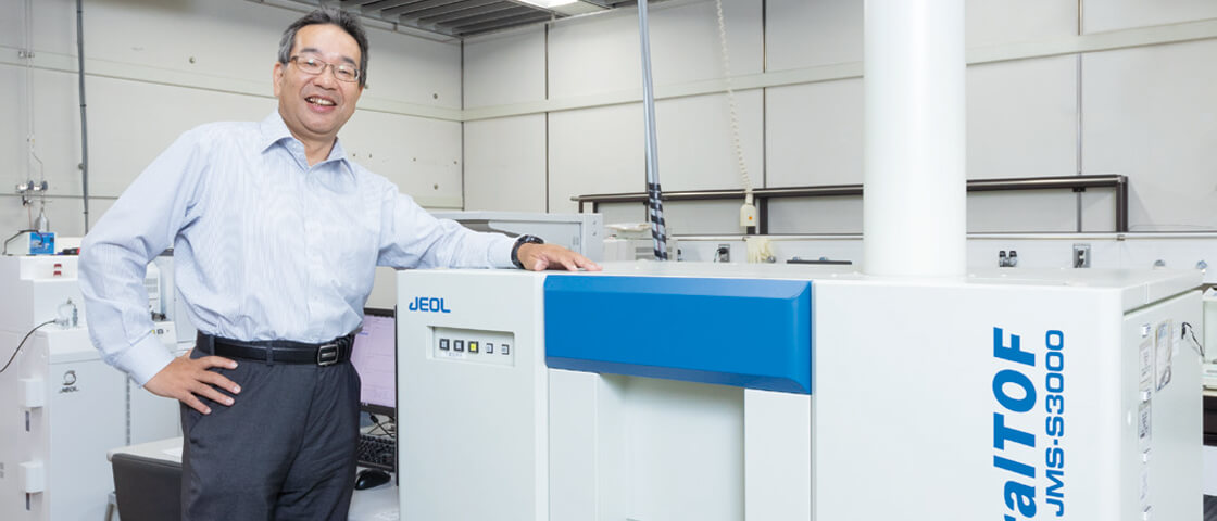 博士。 Hiroaki Sato，日本产业技术综合研究所功能化学研究部副研究主任