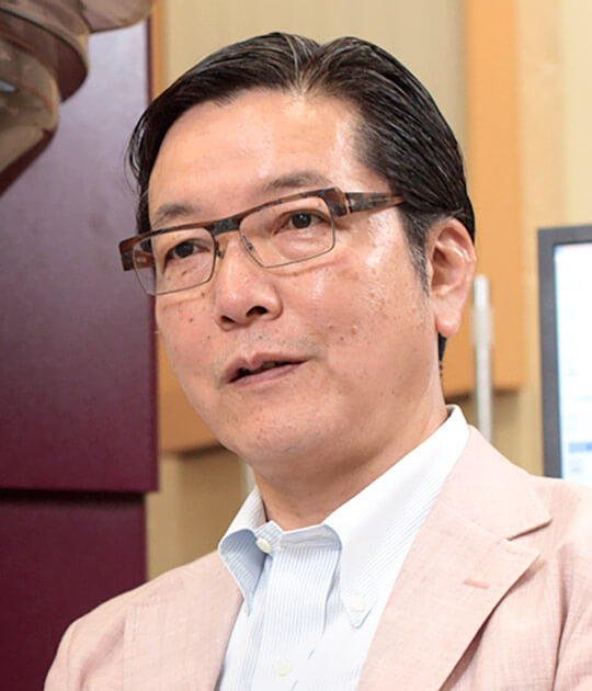 超高分辨率电子显微镜加速材料科学