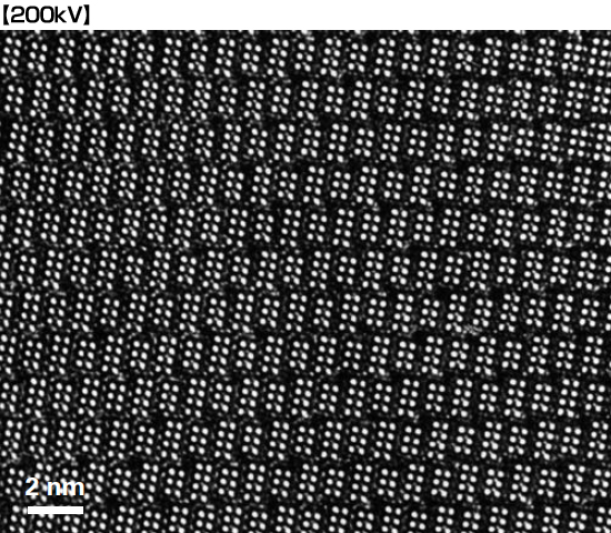 高分辨率 STEM 图像 HAADF